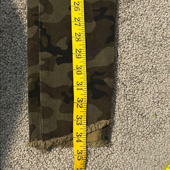 Dear John JoyRich Comfort Skinny Olive Camouflage Jeans. Size 26 - Picture 8 of 10